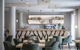 Die Lobby - Foto: Alex Filz